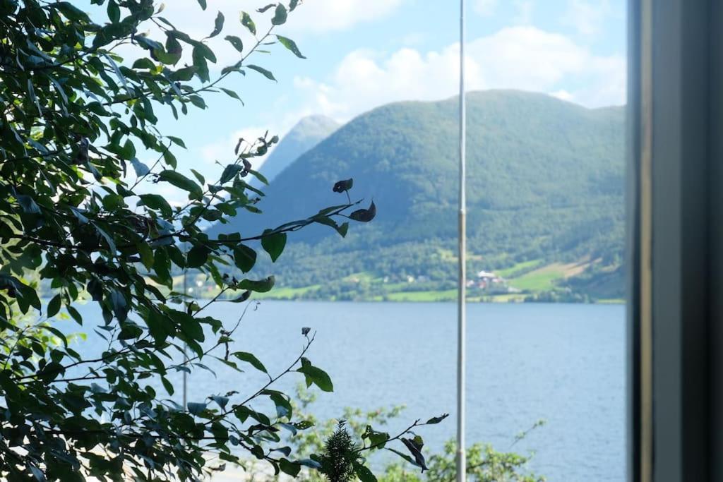 Apartment With Lake View In Jolster Årdal Exterior foto